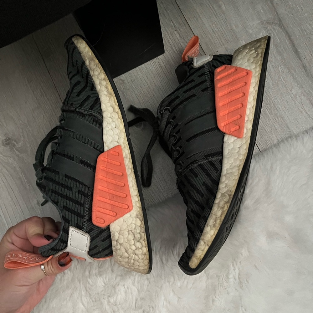adidas NMD R2 peach pink size 6